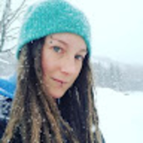 Meet your Posher, Stevi - Picture 1 of 1